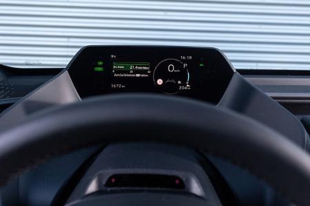 Subaru Solterra, Cockpit