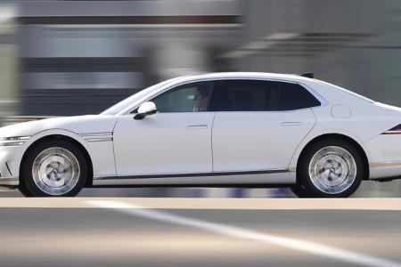  Genesis G90 3.5T V6 SWB