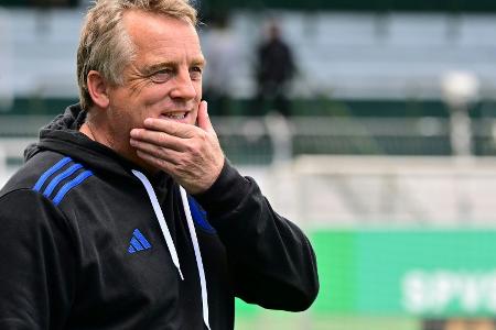 Schalke: Büskens verkündet Abschied Schalke: Büskens verkündet Abschied