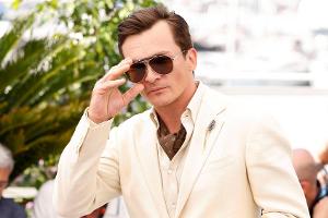 Rupert Friend übernimmt Hauptrolle in neuem "Jurassic World"-Film