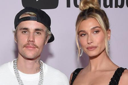 Justin Bieber feiert Ehefrau Hailey mit neuen Babybauch-Bildern Justin Bieber feiert Ehefrau Hailey mit neuen Babybauch-Bildern