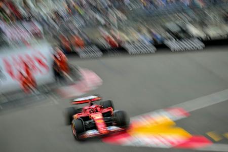 Leclerc nicht zu halten - Verstappen hadert Leclerc nicht zu halten - Verstappen hadert