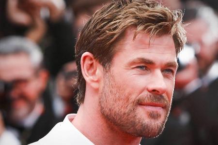 Bekommt Chris Hemsworth bald Konkurrenz aus der eigenen Familie? Bekommt Chris Hemsworth bald Konkurrenz aus der eigenen Familie?