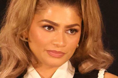 Zendaya total verliebt bei Zendaya total verliebt bei