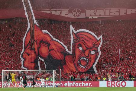 Lauterns Pokalfinalisten von Tausenden Fans empfangen Lauterns Pokalfinalisten von Tausenden Fans empfangen