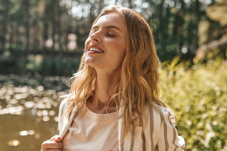 Vom Netz überfordert und immer erreichbar: Zeit für Digital Detox? Vom Netz überfordert und immer erreichbar: Zeit für Digital Detox?