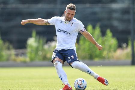 FC länger in Liga zwei? Podolski: FC länger in Liga zwei? Podolski: