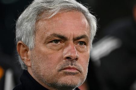 Medien: Mourinho neuer Trainer bei Fenerbahce Medien: Mourinho neuer Trainer bei Fenerbahce
