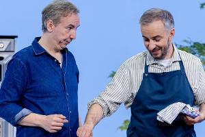 "Böhmi brutzelt": Jan Böhmermann kocht im Juli wieder auf ZDFneo