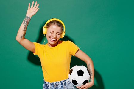 Neue Hits, alte Klassiker: Der Soundtrack zur Fußball-EM 2024 Neue Hits, alte Klassiker: Der Soundtrack zur Fußball-EM 2024
