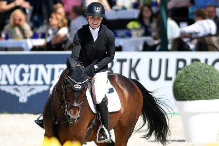 Springen in Balve: Löser erstmals deutsche Meisterin Springen in Balve: Löser erstmals deutsche Meisterin