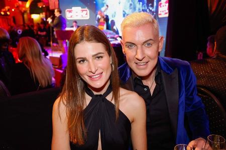 H.P. Baxxter und seine Sara nun auch kirchlich getraut H.P. Baxxter und seine Sara nun auch kirchlich getraut