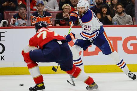Fehlstart: Draisaitls Oilers verlieren erstes Finalspiel Fehlstart: Draisaitls Oilers verlieren erstes Finalspiel