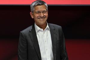Bayern-Präsident Hainer fordert Haltung gegen AfD
