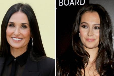 Bruce Willis: Ex Demi begleitet seine Frau Emma zu einer Schulfeier Bruce Willis: Ex Demi begleitet seine Frau Emma zu einer Schulfeier