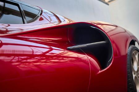 Alfa Romeo 33 Stradale