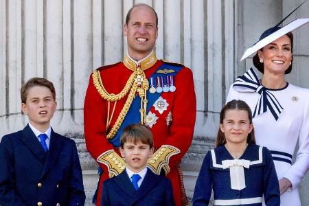 George, Charlotte und Louis gratulieren Papa William zum Vatertag George, Charlotte und Louis gratulieren Papa William zum Vatertag
