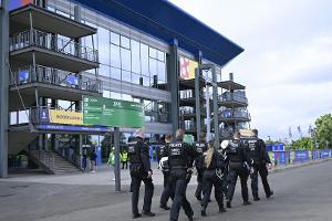 Vor England gegen Serbien: Ausschreitungen in Gelsenkirchen
