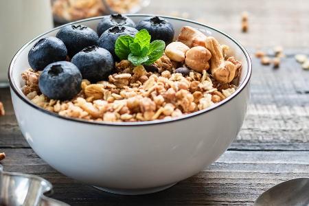 Entzündungshemmende Lebensmittel, die jeder regelmäßig essen sollte Entzündungshemmende Lebensmittel, die jeder regelmäßig essen sollte
