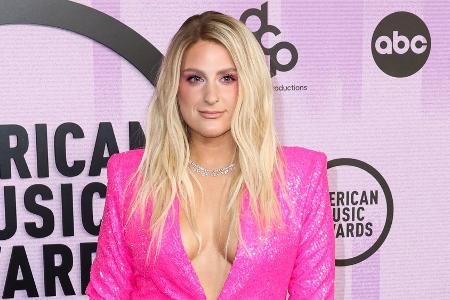 Meghan Trainor hat ihre Familie mit in die Flitterwochen genommen Meghan Trainor hat ihre Familie mit in die Flitterwochen genommen