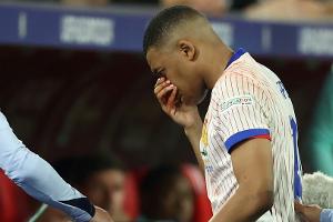 Mbappe lacht schon wieder - Frankreich hofft und bangt