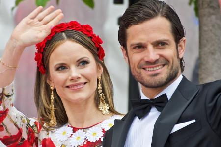 Sofia und Carl Philip: Sohn Julian begeistert bei Spielplatz-Eröffnung Sofia und Carl Philip: Sohn Julian begeistert bei Spielplatz-Eröffnung