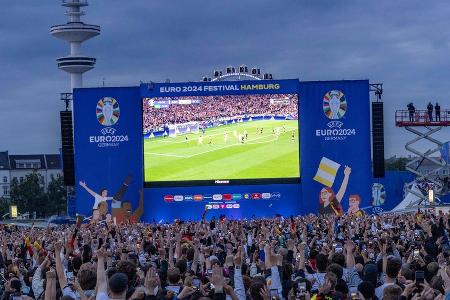 Achtung! Am Dienstag laufen nur zwei Spiele der Europameisterschaft Achtung! Am Dienstag laufen nur zwei Spiele der Europameisterschaft