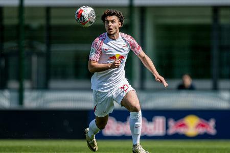 Schalke holt 17-jährigen Bayindir aus Leipzig Schalke holt 17-jährigen Bayindir aus Leipzig