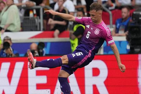 ABWEHR: Joshua Kimmich - Note: 2,5 - Agierte im Spiel nach vorne sehr auffällig. Gab phasenweise den heimlichen Spielmacher auf dem Flügel und setzte viele Nadelstiche im Passspiel. Leistete sich dafür defensiv kleinere Unsicherheiten vor mehreren ungarischen Großchancen.