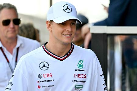 Medien: Schumacher absolviert Test im Alpine-Formel-1-Auto Medien: Schumacher absolviert Test im Alpine-Formel-1-Auto