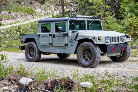 06/2024 NAEV Cyber Hummer Elektroauto mit Tesla-Antrieb 06/2024 NAEV Cyber Hummer Elektroauto mit Tesla-Antrieb