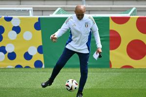 Italien mit Personalsorgen in der Defensive vor Achtelfinale