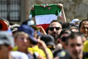 Bei 35 Grad in Florenz: 111. Tour de France gestartet
