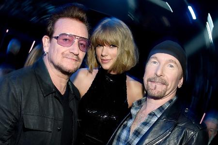 U2 begrüßen US-Superstar Taylor Swift mit Blumen in Dublin U2 begrüßen US-Superstar Taylor Swift mit Blumen in Dublin