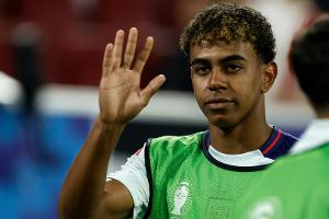 Medien: PSG bietet 250 Millionen für Lamine Yamal