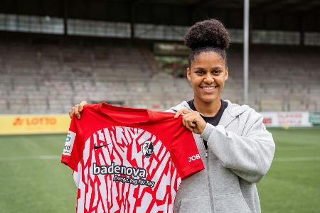 SC-Frauen leihen Martinez von West Ham aus SC-Frauen leihen Martinez von West Ham aus