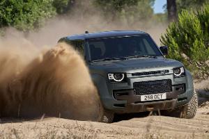 Mit Biturbo-V8-Power ins Gelände