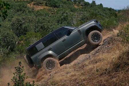 Land Rover Defender Octa