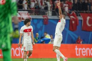 GfbV: Demiral soll sich für Wolfsgruß entschuldigen