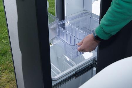 Detleffs Globetrail, Kompressorkühlschrank