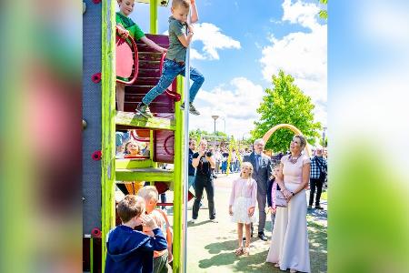 Königin Máxima: Glamour-Auftritt auf dem Spielplatz Königin Máxima: Glamour-Auftritt auf dem Spielplatz