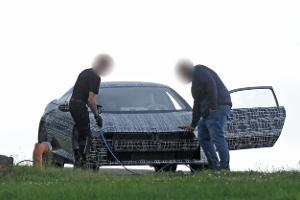 Fährt hier der nächste i8? Oder ein Rimac-M-Sportwagen?
