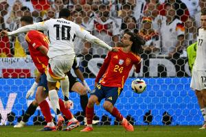 Hand-Diskussionen: "Schiedsrichter hat für Spanien gepfiffen"