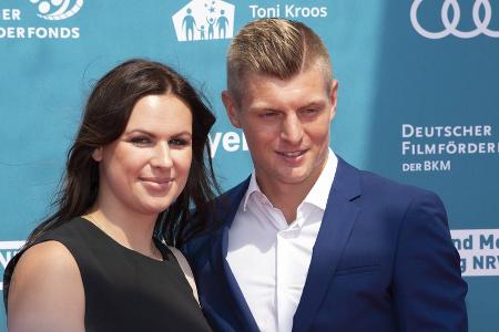 Jessica Kroos an ihren Toni: Jessica Kroos an ihren Toni: