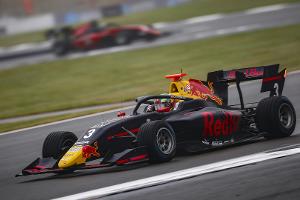 Formel 3: Goethe punktet im Regen von Silverstone