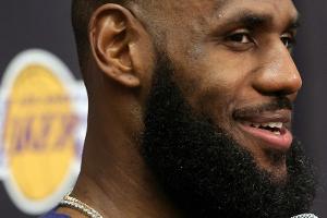 Offiziell: James spielt bei den Lakers mit seinem Sohn