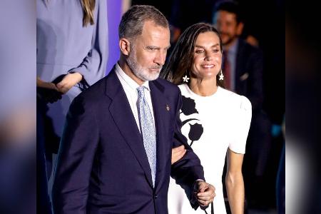 Lächelnd trotzt Königin Letizia von Spanien den Krisengerüchten Lächelnd trotzt Königin Letizia von Spanien den Krisengerüchten