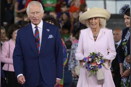 König Charles ist in Wales voll des Lobes für Sohn Prinz William König Charles ist in Wales voll des Lobes für Sohn Prinz William