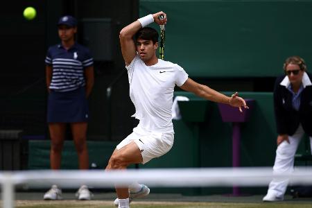 Alcaraz zerschmettert Djokovics Hoffnung: Alcaraz zerschmettert Djokovics Hoffnung: