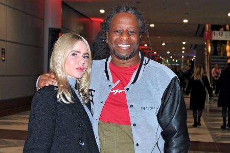 Mola Adebisi und Adelina Zilai: Spannung vor der Geburt Mola Adebisi und Adelina Zilai: Spannung vor der Geburt